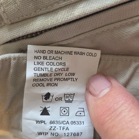 Woolrich Men's Cargo Shorts NWT Size 38 Ridley Creek in Stone, 10" inseam Cotton - Picture 9 of 12